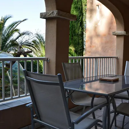 La Lezardiere Apartment *