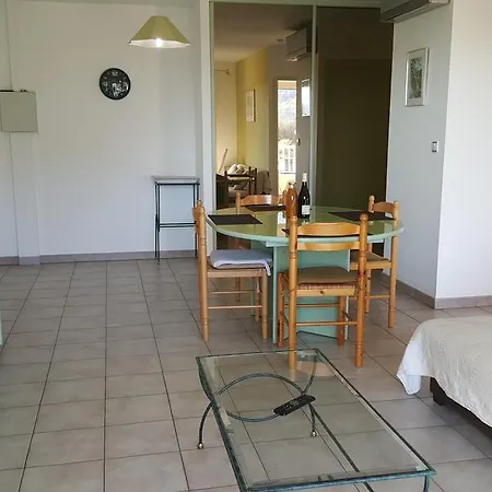 La Lezardiere Apartment *